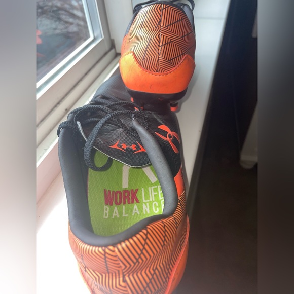 Under Armor Soccer/Flag Football Cleats - Picture 5 of 8